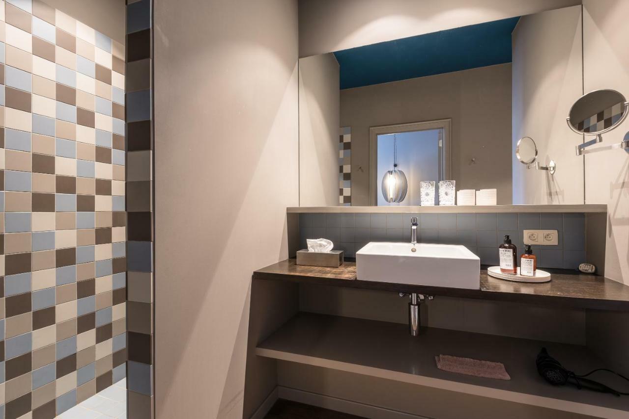 Zakske13 - Design Boutique B&B In Bruges City Centre (Adults Only) Exterior photo Bathroom